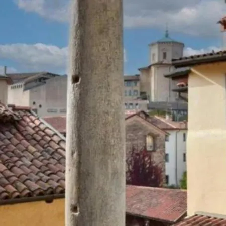 Appartement Casa Medea - *
